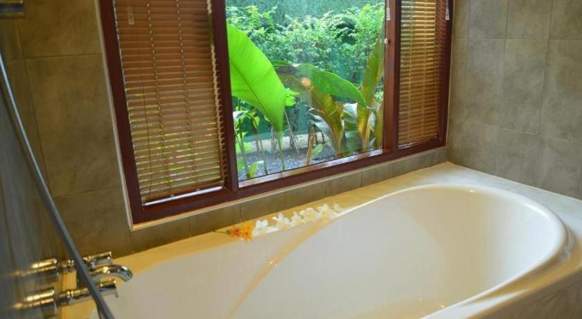 Sucholtee Resort Surat Thani Exterior foto